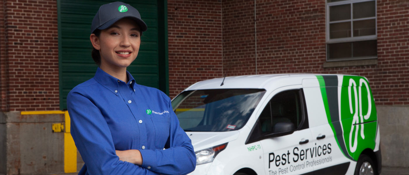 JP Pest tech and van